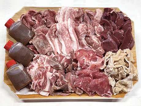 鹿児島県産黒豚焼肉セット（8点盛り）